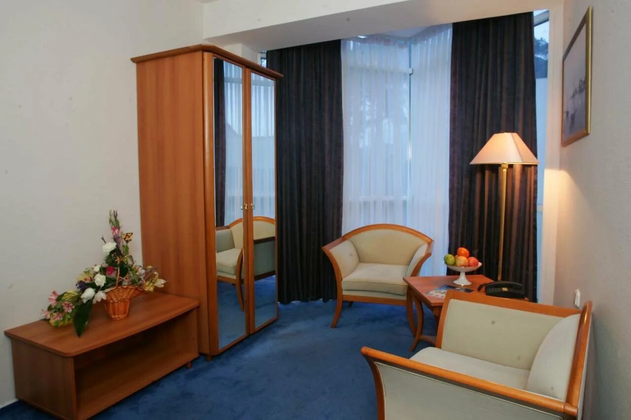 Курортный комплекс морская звезда лазаревское. Курортный комплекс морская звезда сочи. Отель сочи 2 звезды. "морская звезда" курортный комплекс 2*. Курортный комплекс морская звезда.