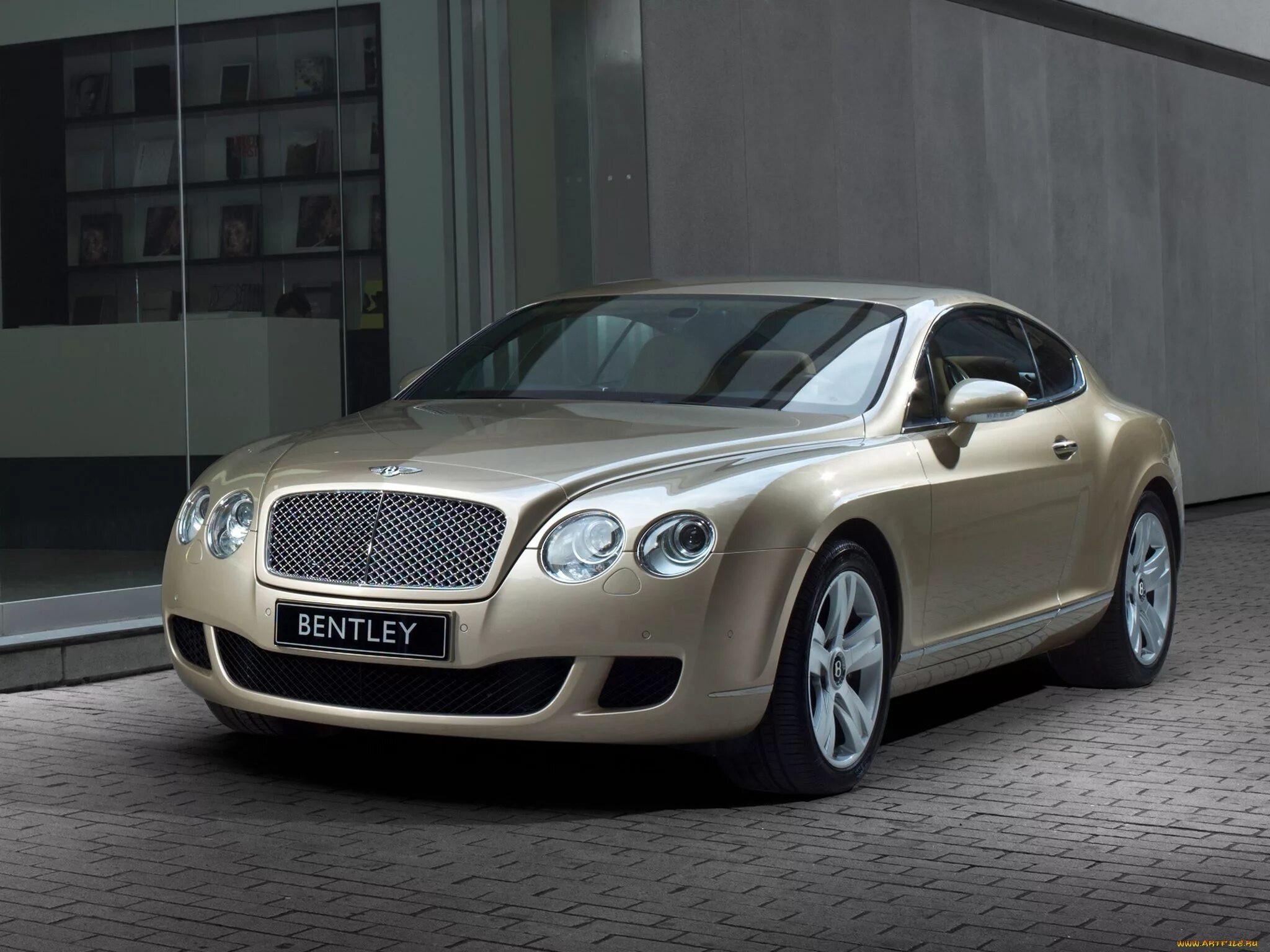 Бентли фото. Бентли gt2007. Bentley Continental gt 2007. Bentley Bentley Continental gt 2007. Бентли Континентальной ГТ 2007.