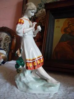 Гадать статуэтка
