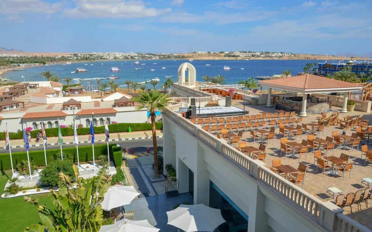 Отель marina sharm. Отель marina sharm. Helnan marina sharm hotel. Helnan marina шарм эль шейх. Marina sharm hotel 4.