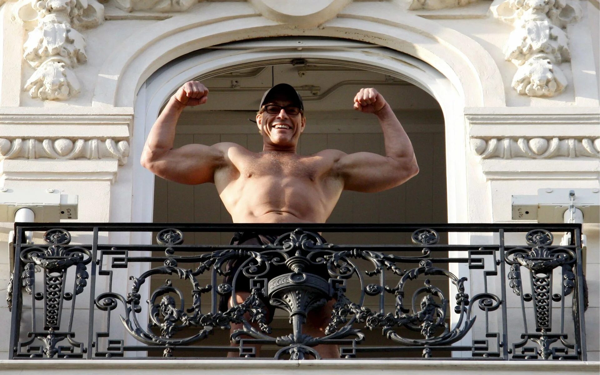 Jean Claude van Damme(JCVD).