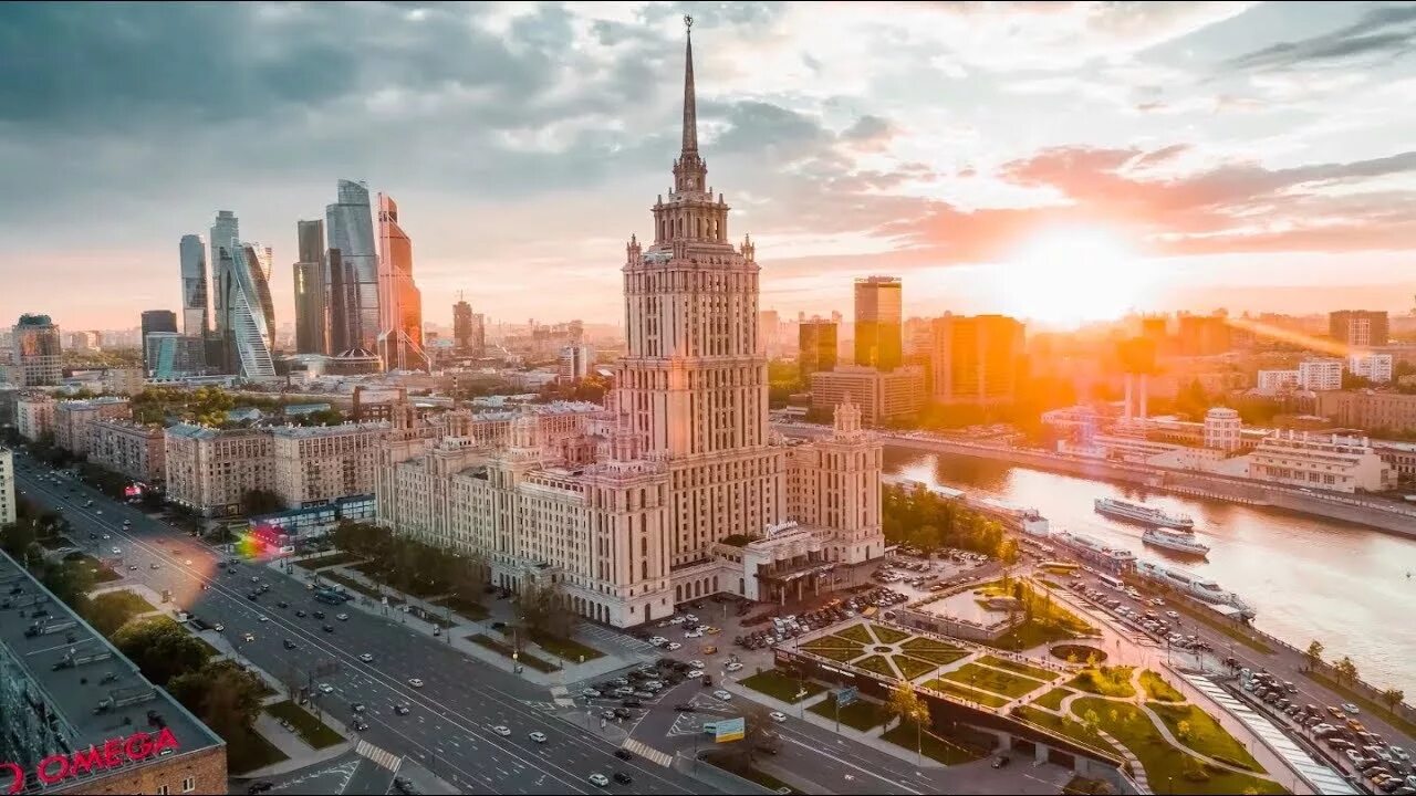 Большой город Москва. Москва город возможностей. Огромная Москва. Панорама Москвы в высоком разрешении.