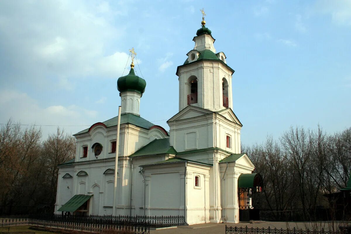 Церковь святого дмитрия ростовского. Храм святителя димитрия митрополита ростовского. Димитрия ростовского в очакове. Димитрия ростовского в очакове. Очаково-матвеевское церковь.