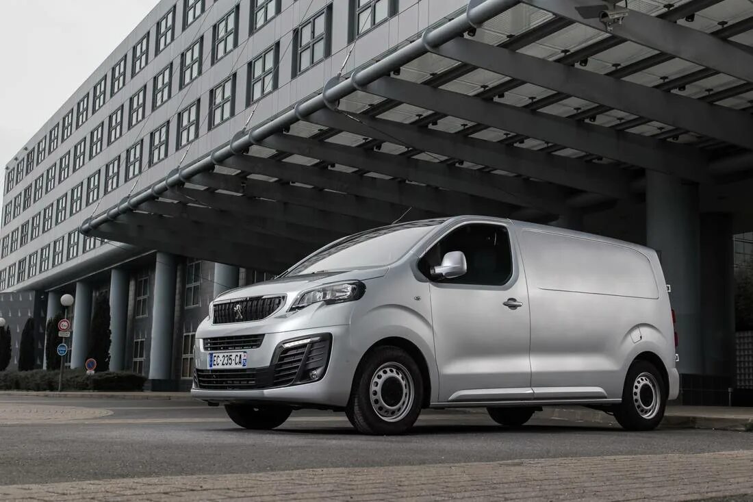 Expert 2016. Peugeot expert 2016. peugeot expert 4x4. пежо эксперт 3. expert 3 jumpy.