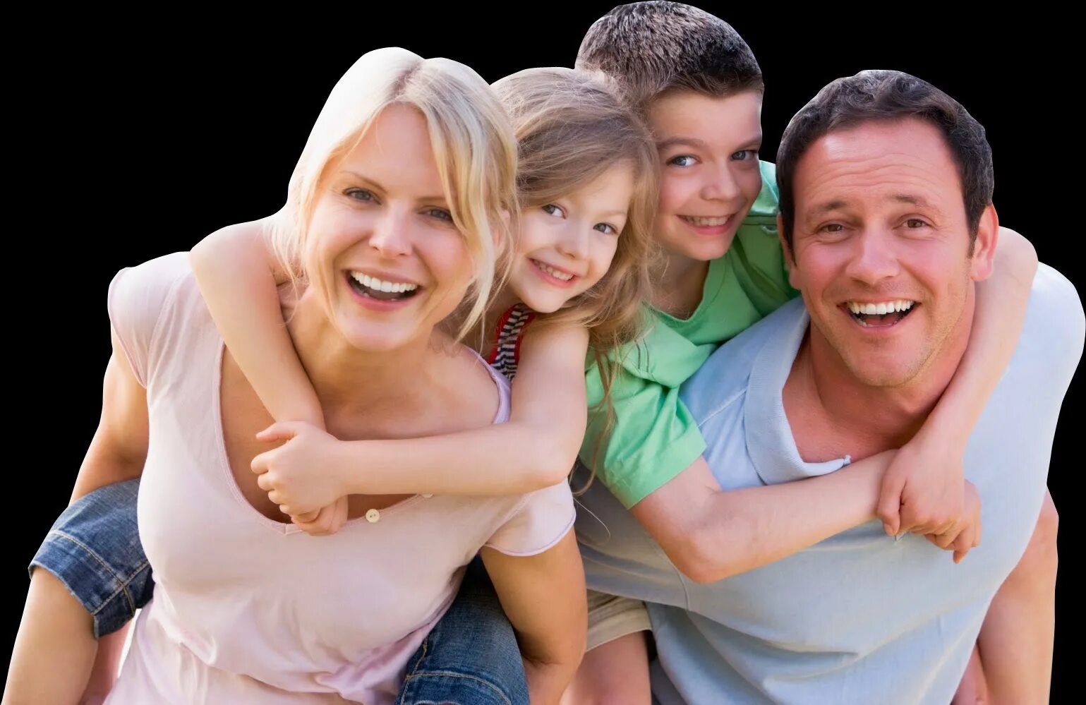 Счастливая семья. Семейные собаки. Семья показывает класс. Extended family. Co your family.