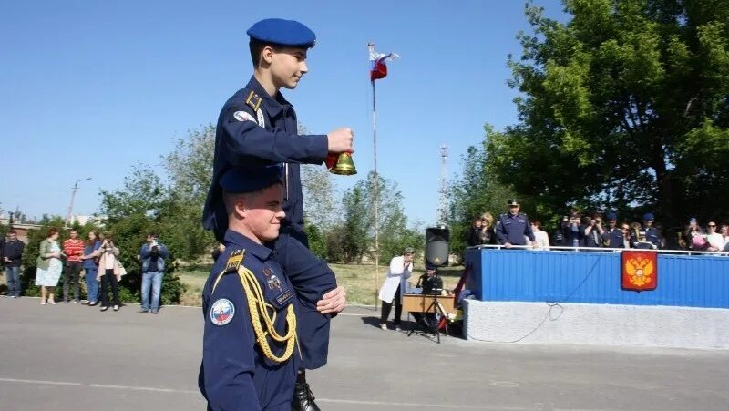 В ахтубинске есть кадеты. О. Летная школа ахтубинск. Ахтубинский кадетский. Ахтубинская кадетская школа-интернат.