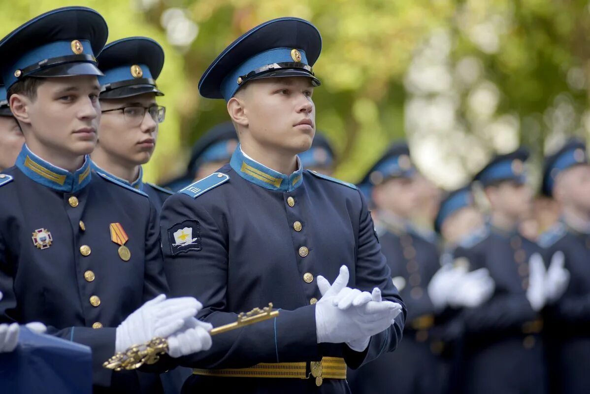 Вас им буденного. Им Буденного Военная Академия. Академия Буденного СПБ. Военная Академия связи имени с. м. будённого. Им Буденного Военная Академия форма.