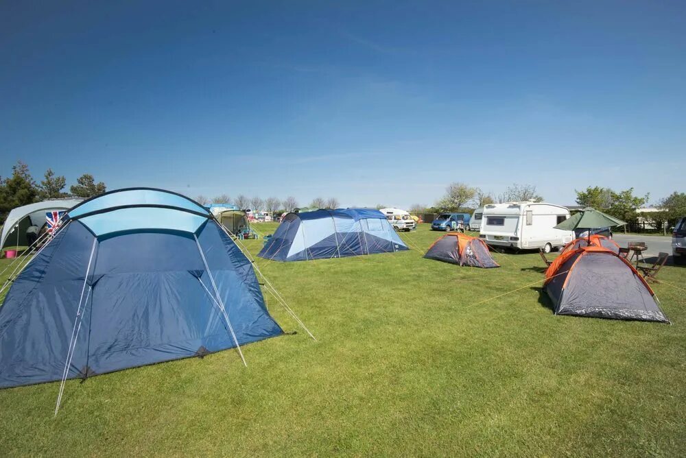 Кемпинг парк. Pitch a Tent. Палатка для каравана. Best Camp Kansas 2. Top camping