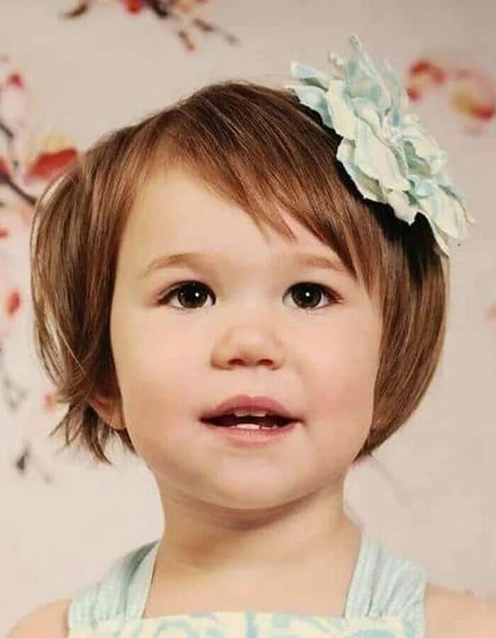 Стрижка для девочки 3 года. Девочка с каре. Стрижка для девочки 3 года. Стрижка для девочки 4 года. Детские стрижки девочке.