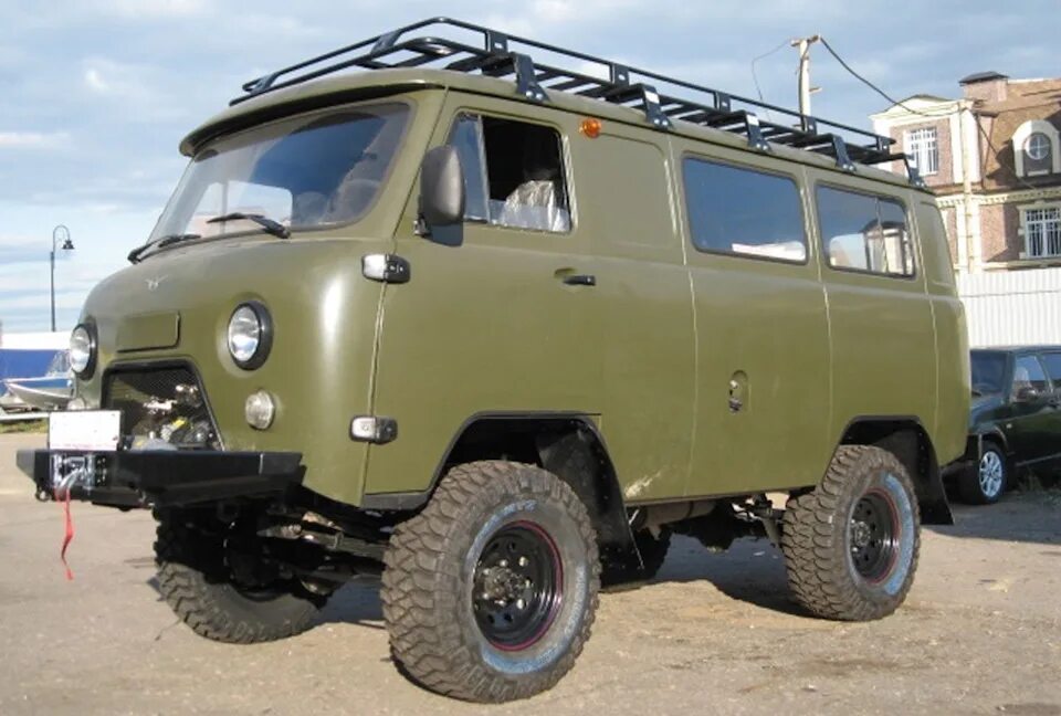 Купить уаз буханку года. УАЗ 452 Буханка. УАЗ 452 Tuning. УАЗ Буханка 4x4. УАЗ 465 Буханка.