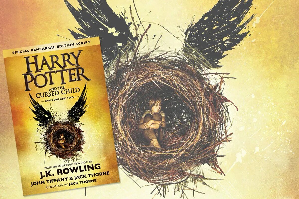 Поттер 8 книга. Harry Potter and the Cursed child book. Harry Potter and the Cursed child kitap. Harry Potter Lanetli Çocuk.