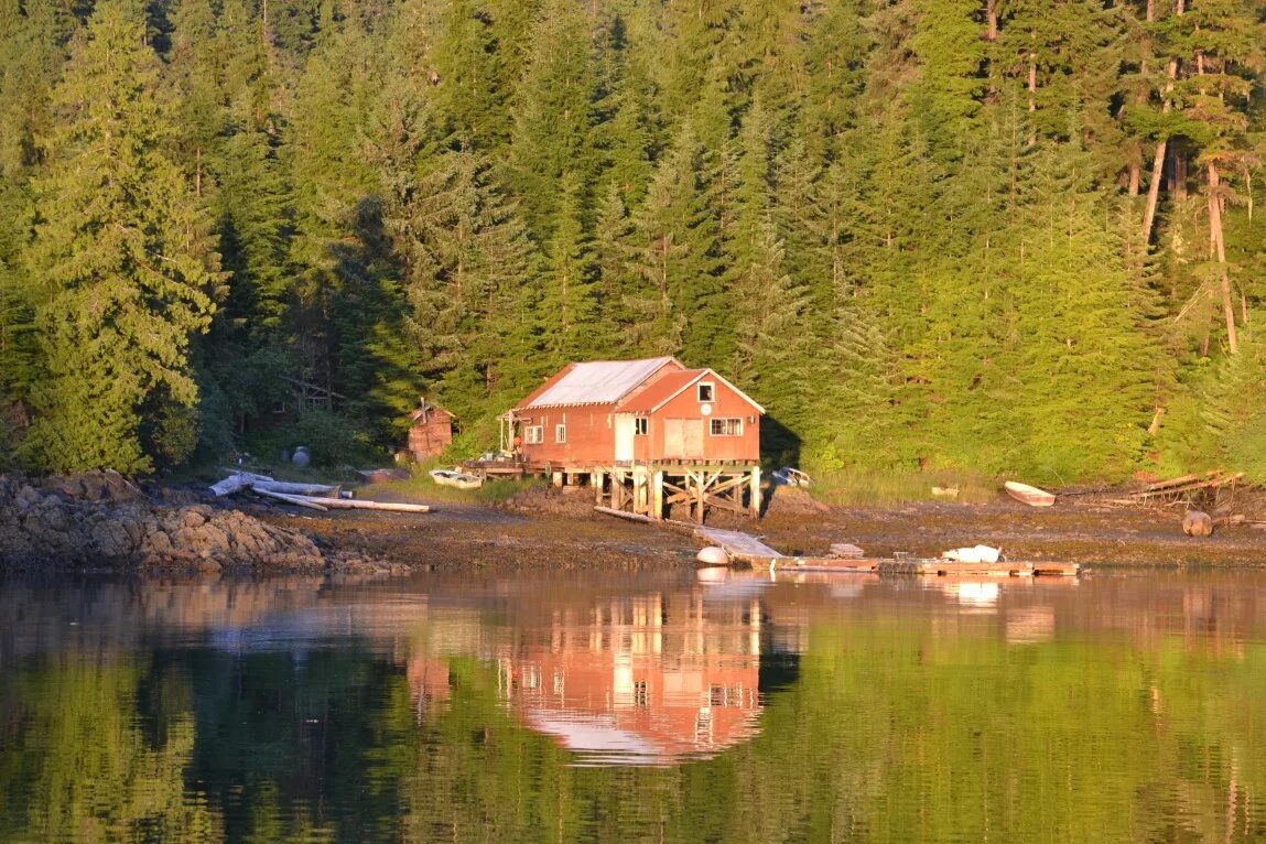 Порт Протекшен Аляска. Уэйлс (Аляска). Остров Уэйлс Аляска. Форт Валес Island. Аляска порт