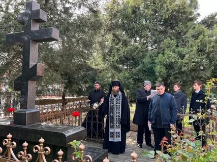 Панихида песнопения