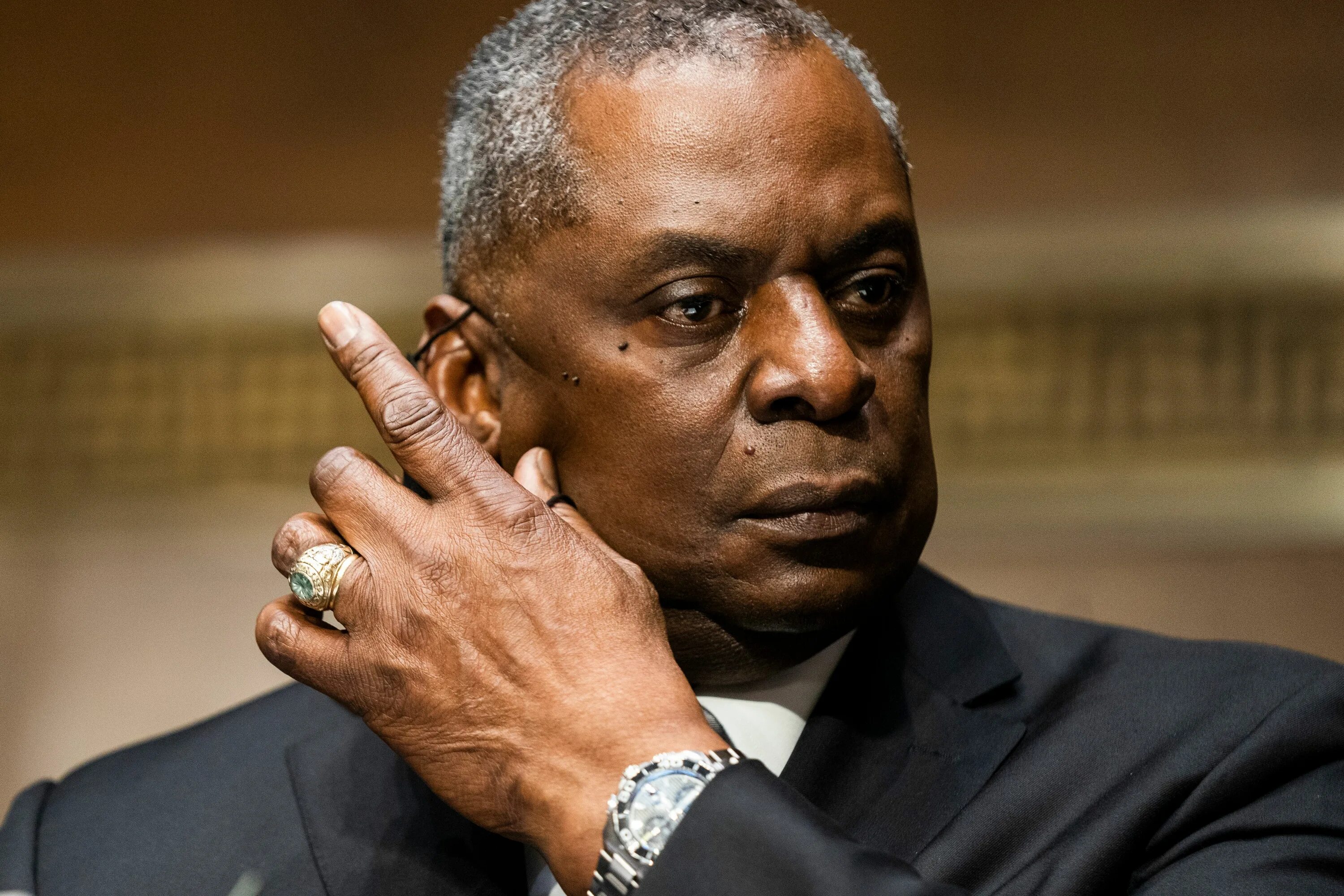 Министр обороны сша 2021. Сколько лет остину министру. Ллойд остин и зеленский. Ллойд остин пентагон. Сша ллойд остин.