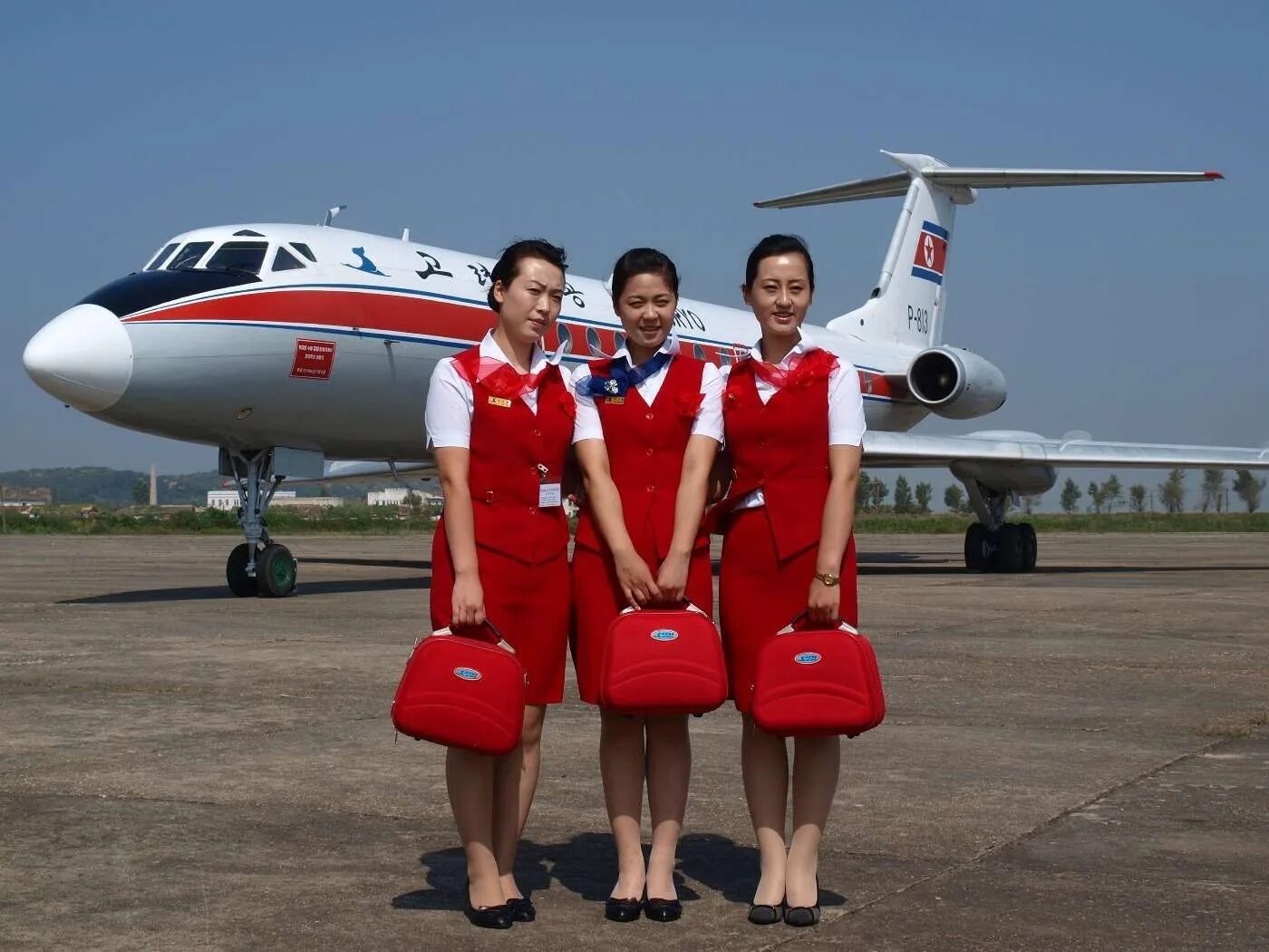 Самолеты Air Koryo. Air Koryo Бортпроводник. Ту 154 Air Koryo. Авиалинии Северной Кореи. Авиакомпания сунь вынь фото