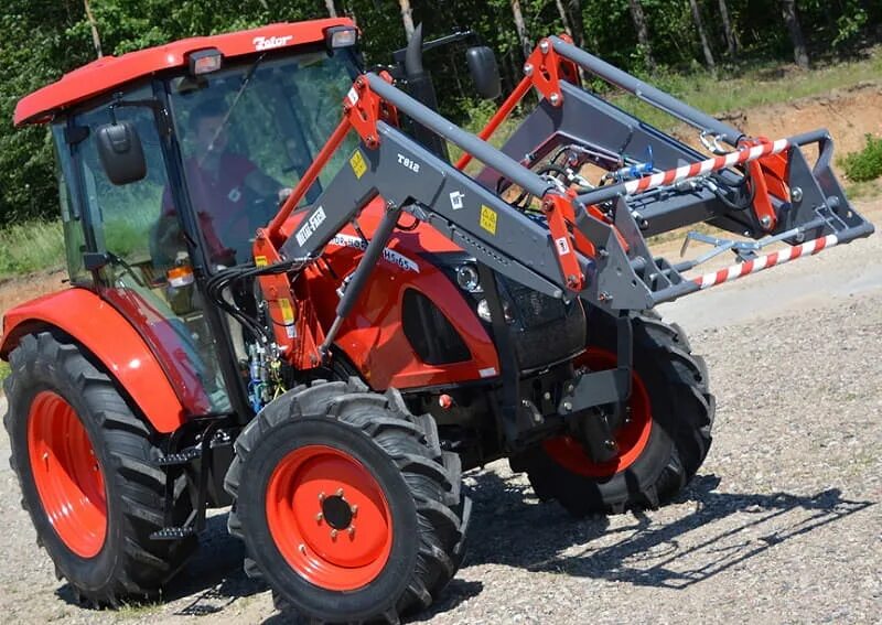 Погрузчик фронтальный metal-fach t-812. Мтз 622. Погрузчик metal-fach t-229 3. Т 812 1. Погрузчик metal-fach кун пку т-248 2000кг.