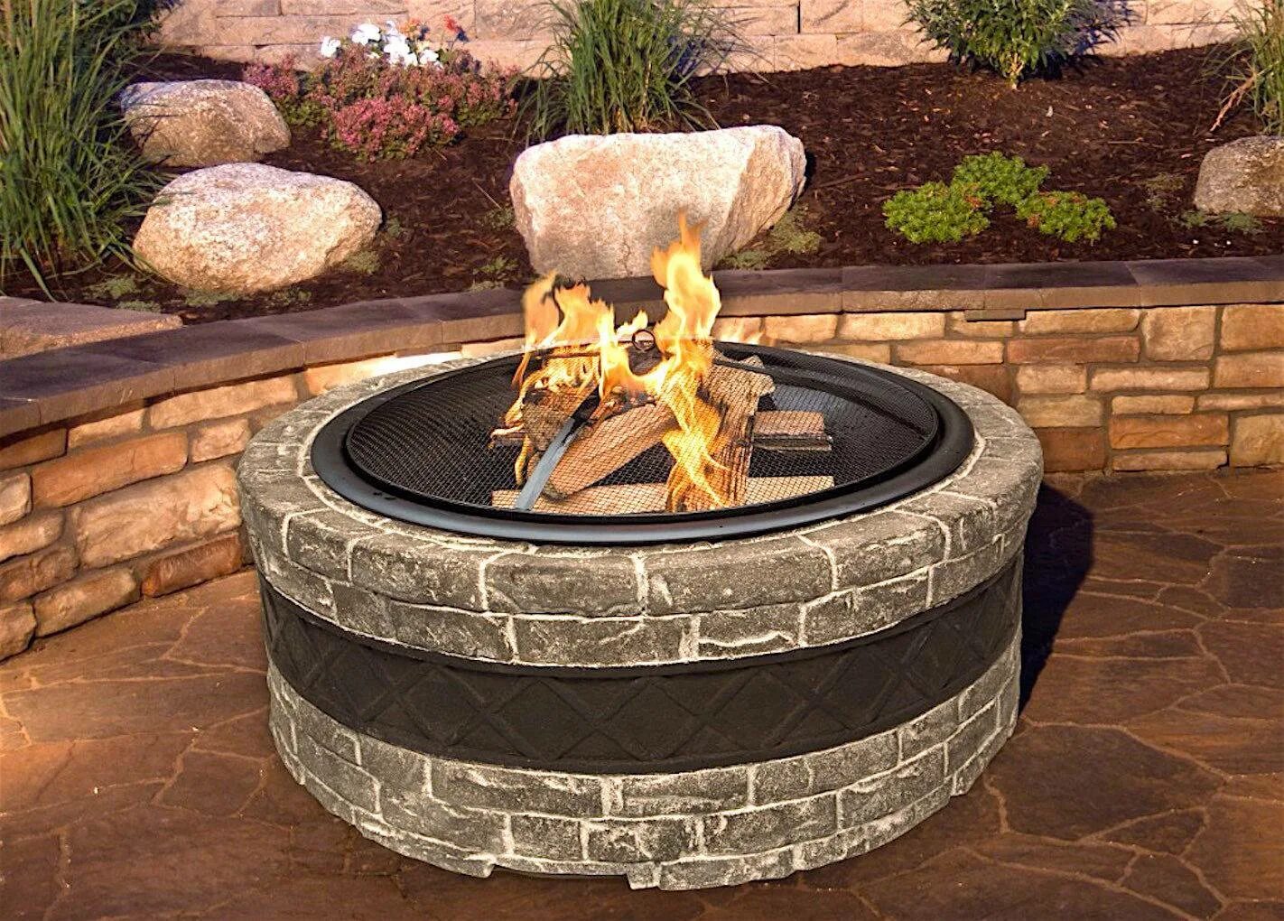 Место под очаг на даче. Очаг костровище. Уличный камин-кострище sams club (90739). Кострище хищник. Костровая чаша из кирпича.