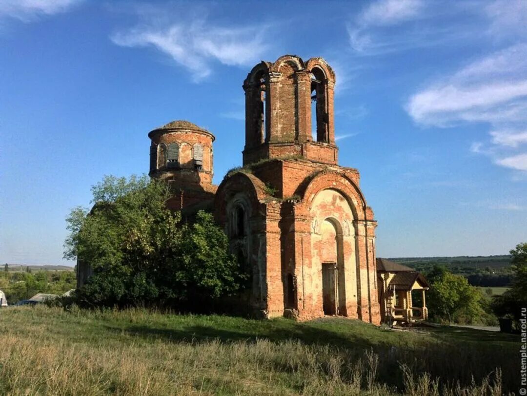 Петренково Острогожский район храм. Село Петренково Острогожского района. Петренково Воронежская область Острогожский район. Церковь Солдатское Острогожский район.