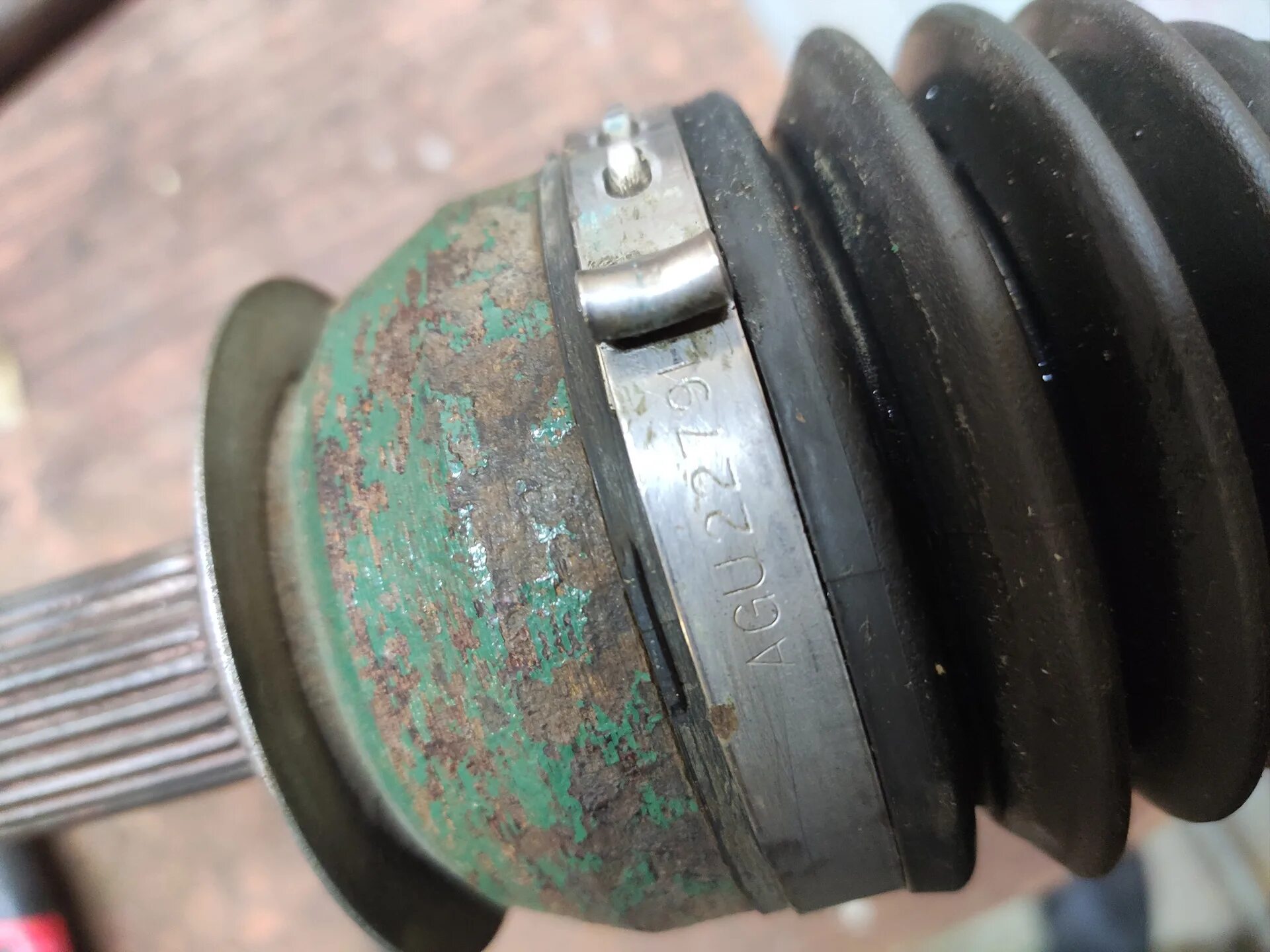 Червячные хомуты на пыльник шруса 120мм. Хомут пыльника шрус maruichi. Правильно хомут пыльника шруса. Хомут пыльника шрус 110. 8 акпп.