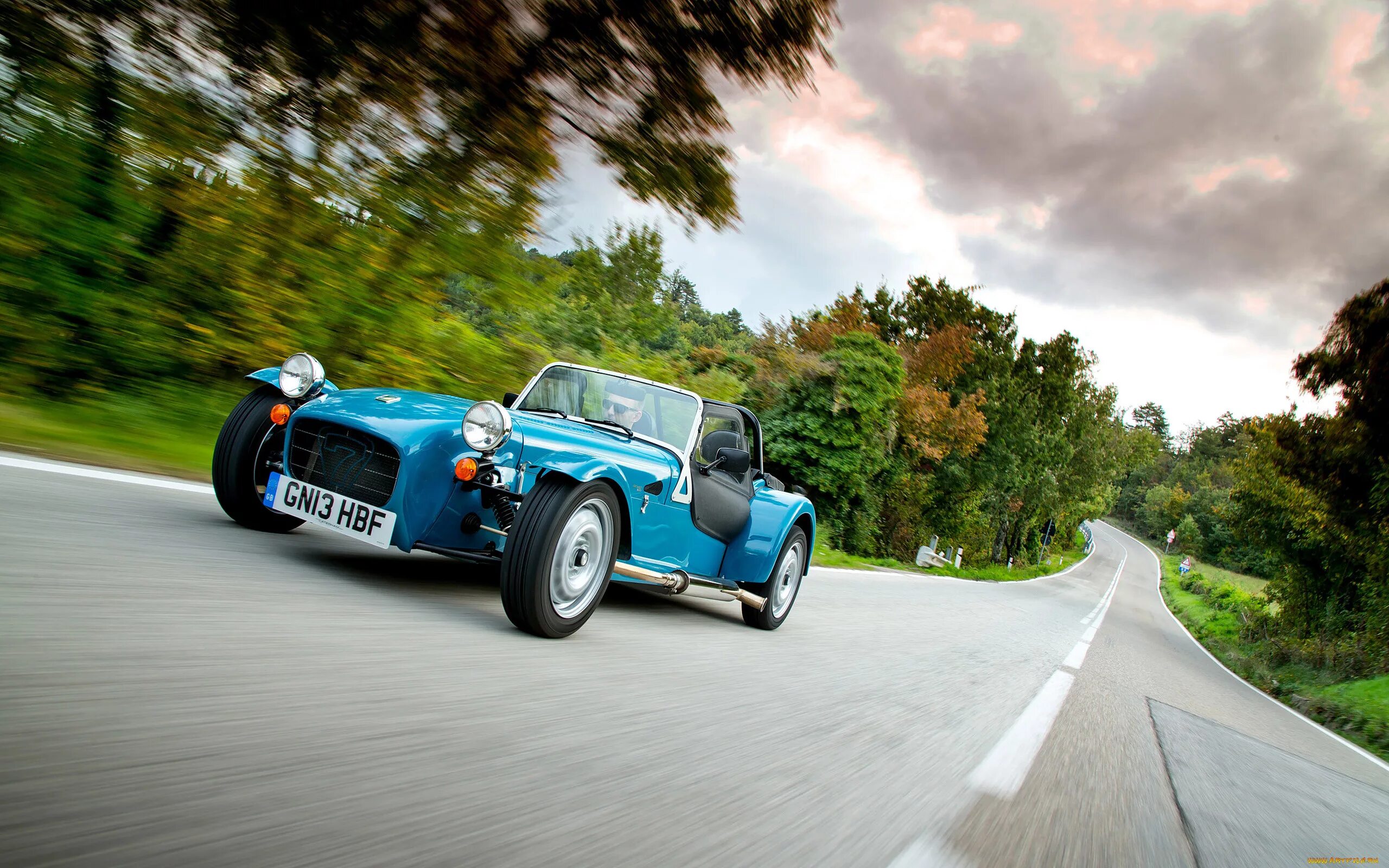 Caterham 7. Caterham Seven 160. Катерхам супер Сэвэн 1600. Caterham 7 160/165. Севен авто