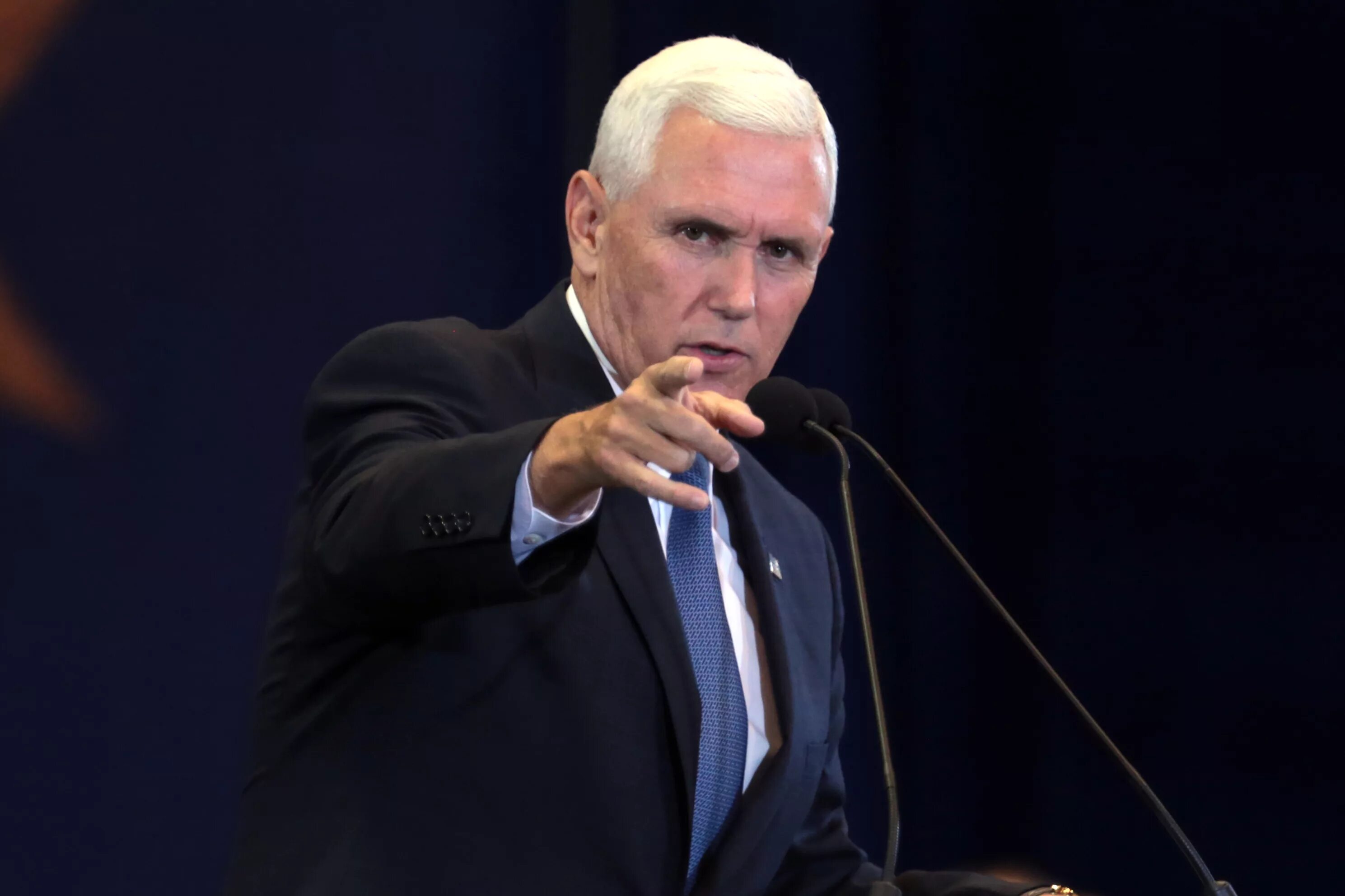 Маййк Пенс. Michael Richard "Mike" Pence. Фотография Майк Пенс. Как принять участие в политике