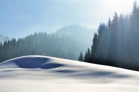 Легла зима