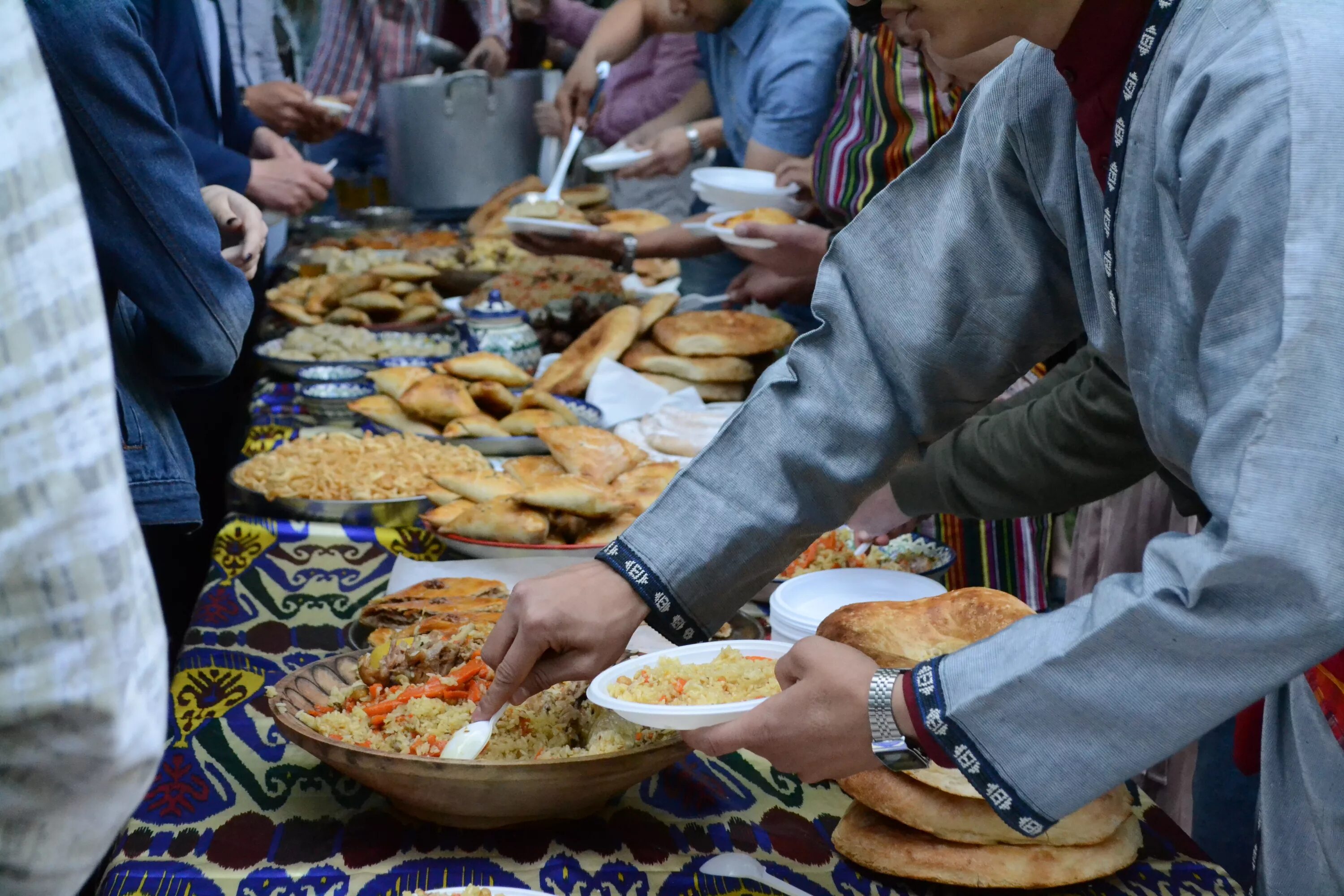 Национальная кухня центр