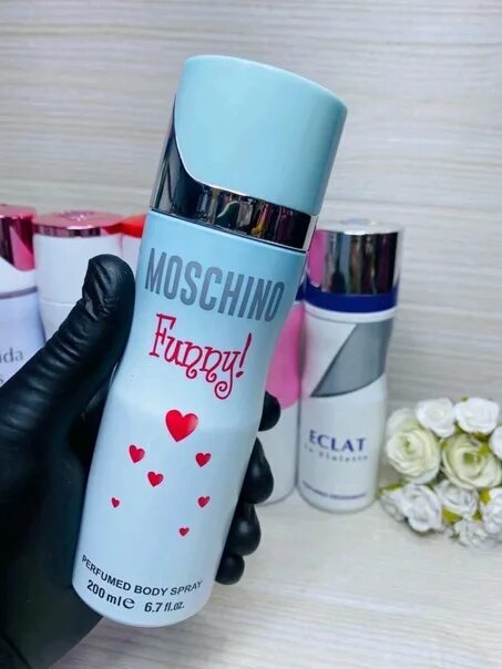 Дезодорант Moschino. Москино Фанни дезодорант. Moschino funny! Deodorant. Дезодорант Moschino Старая упаковка.