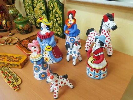 Промыслы народного творчества