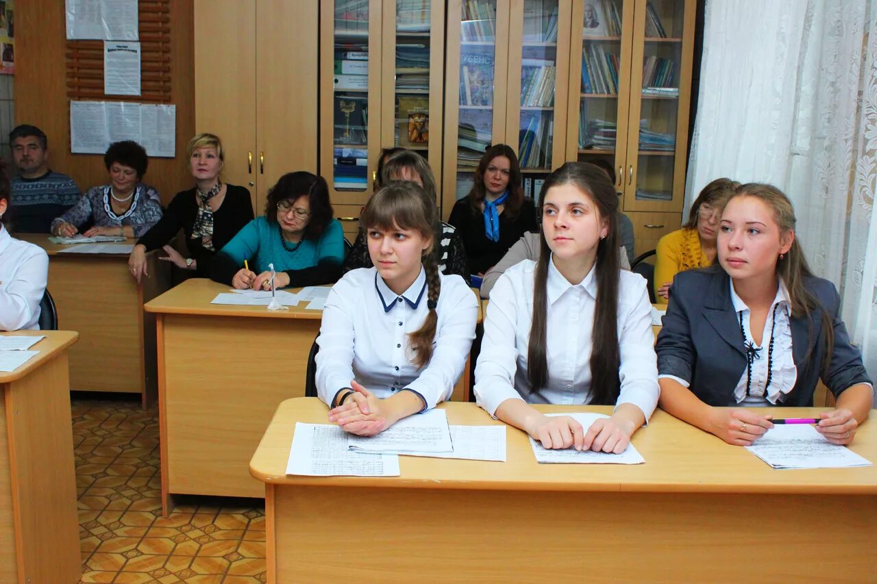 авито вольск услуги.