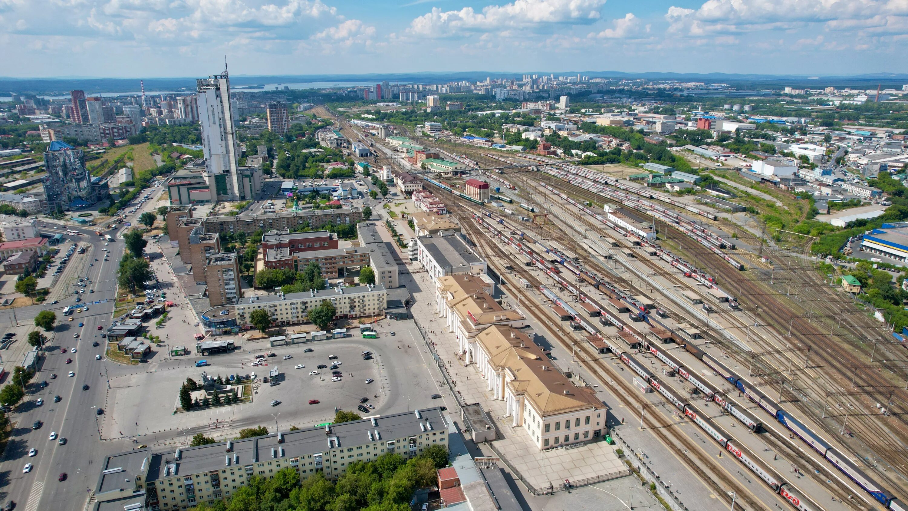 Файл:Architecture of Yekaterinburg (July '22) - 12.jpg - Википедия