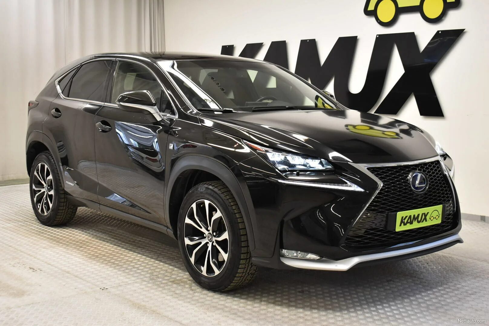 Лексус nx300 Hybrid. Lexus NX 300 hgibrid. Lexus NX 300h Hybrid. Лексус NX 300 H гибрид.