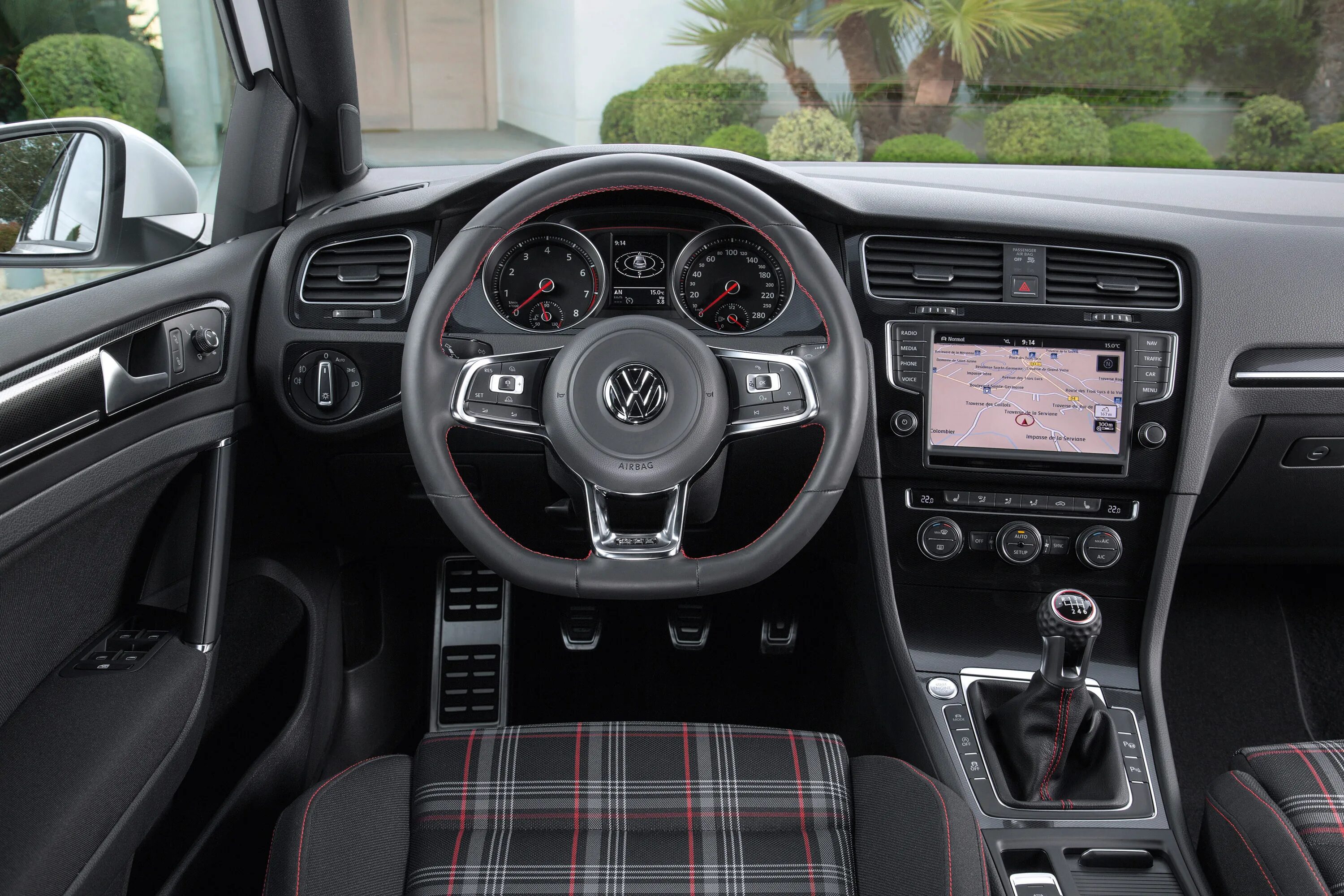 A 5 b 7 a 34. Volkswagen Golf mk7 GTI салон. Golf 7 GTI Interior. VW Golf VII GTI 5door 2014 Interior. Volkswagen Golf GTI 2014 салон.