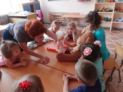 В саду в двух рядах