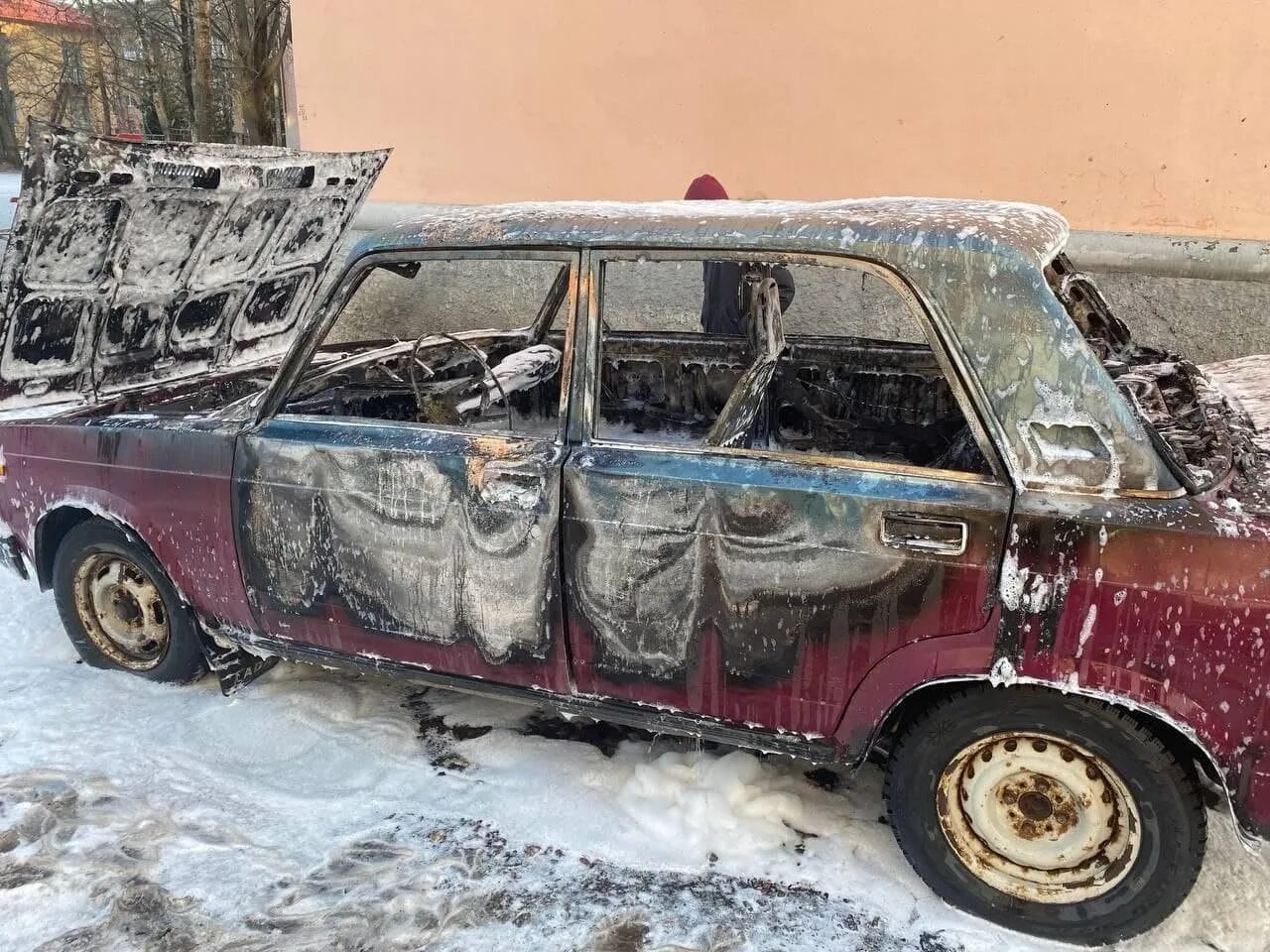 Машины великих луках