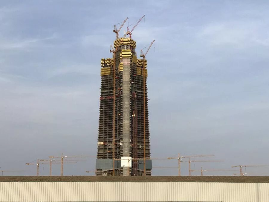 Высотные ходы. Небоскреб Джидда Тауэр. Джидда Саудовская Аравия небоскреб. Башня Джидда в Саудовской Аравии. Башня 1 км Саудовской Аравии.