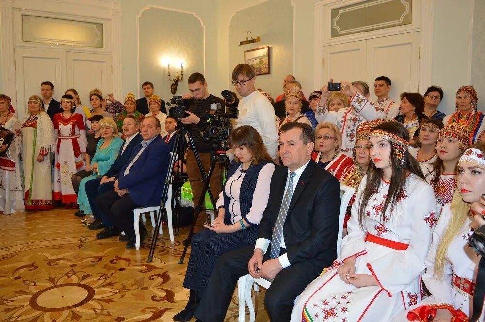 Сайт дом дружбы. Потемкинская 2 санкт-петербург дом дружбы. Дом дружбы во владимире. Дом дружбы ленинградской области. Директор дома дружбы татарстан.