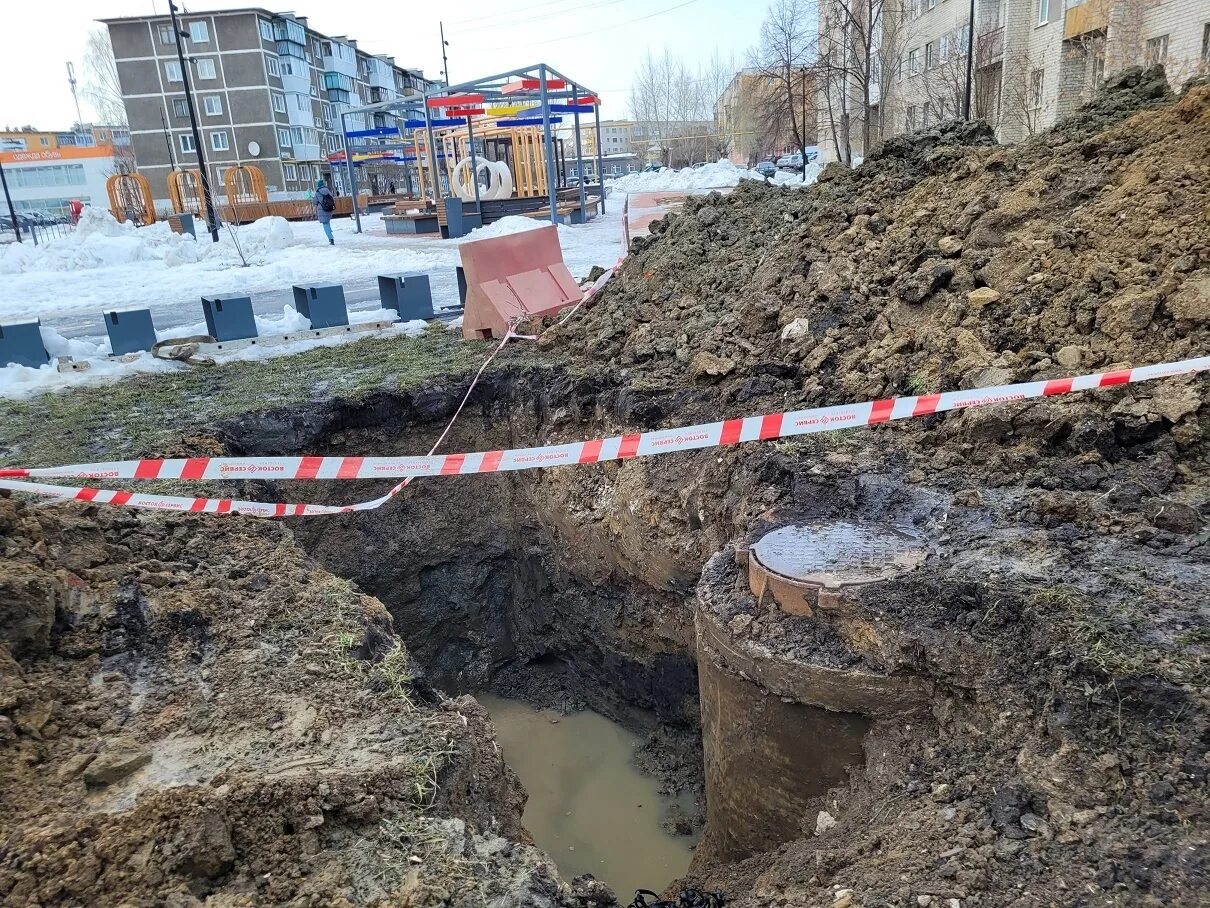 Благоустройство. Благоустройство Каменск-Уральский. Водоснабжение восстановлено. Благоустройство Каменск-Уральский фото. Подслушано каменск уральский новости