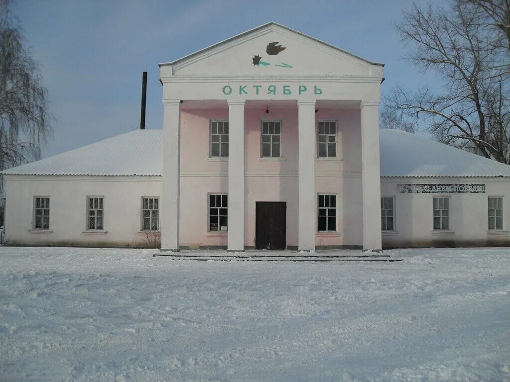 Дом ольховатка воронежская область. Ольховатка Ольховатский район Воронежская область. Ольховатка (Ольховатский район). Дворец культуры поселок Ольховатка Воронежской области. Новохарьковская СОШ Ольховатский район.