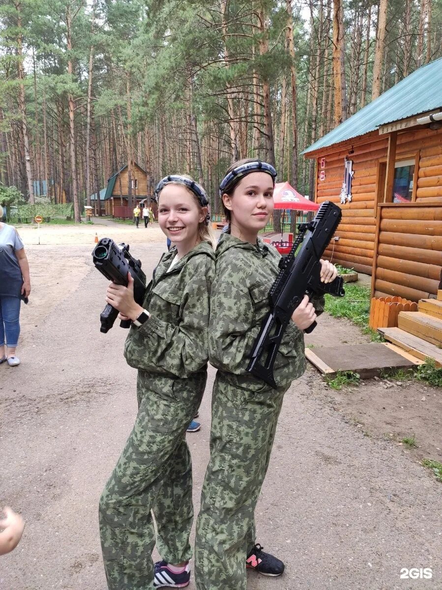 Снежок набережные челны. Лазертаг Набережные Челны снежок. Лазертаг зигзаг Набережные Челны. База снежок Набережные Челны. Лазертаг в Набережных Челнах 30 комплекс.