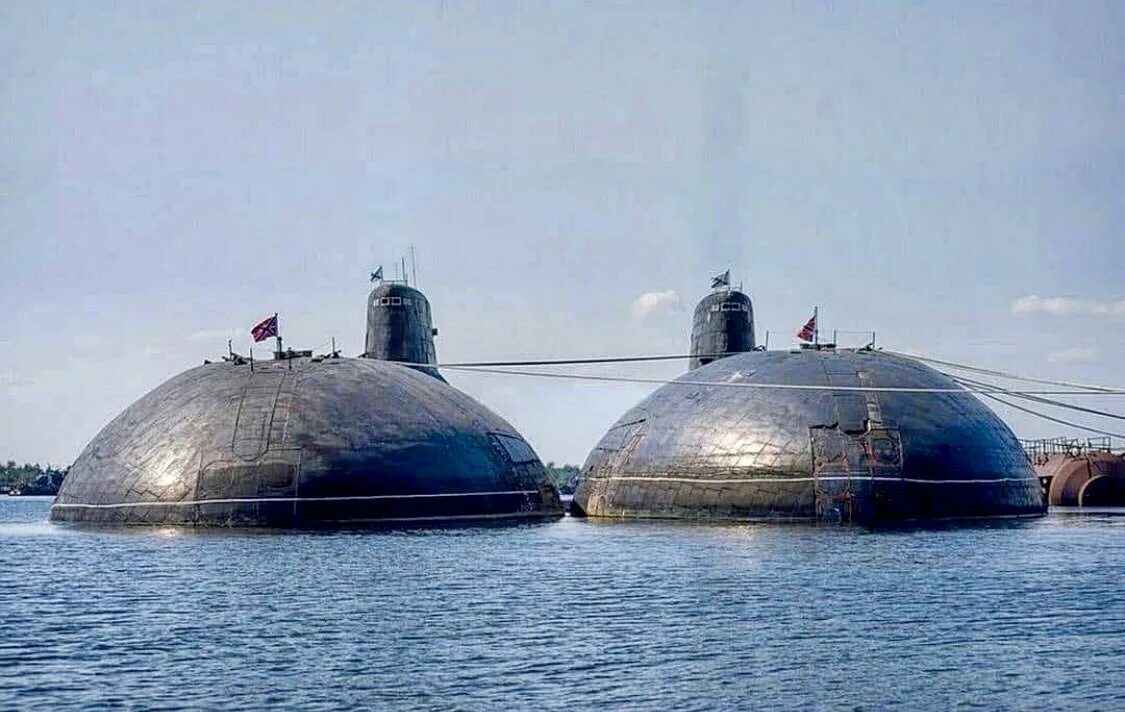 Атомные подводные лодки в мире. Подводная лодка 941 акула. Подводных лодок проекта 941 «акула». Подводная лодка акула Тайфун.