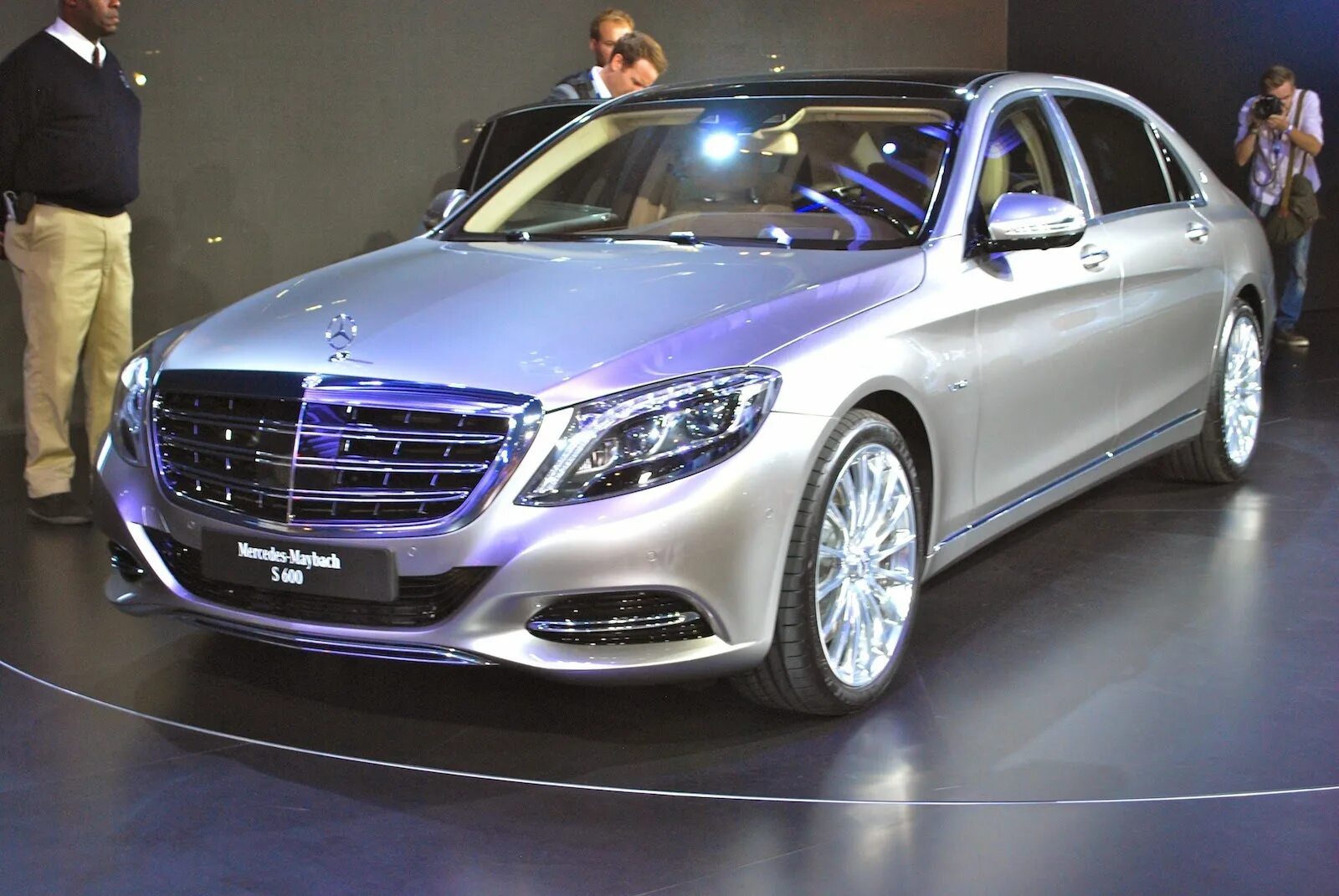 Цена самого дорогого мерседеса. Мерседес Benz s600. Мерседес Бенц Майбах. Мерседес Майбах 2014. Mercedes Benz Maybach s600.