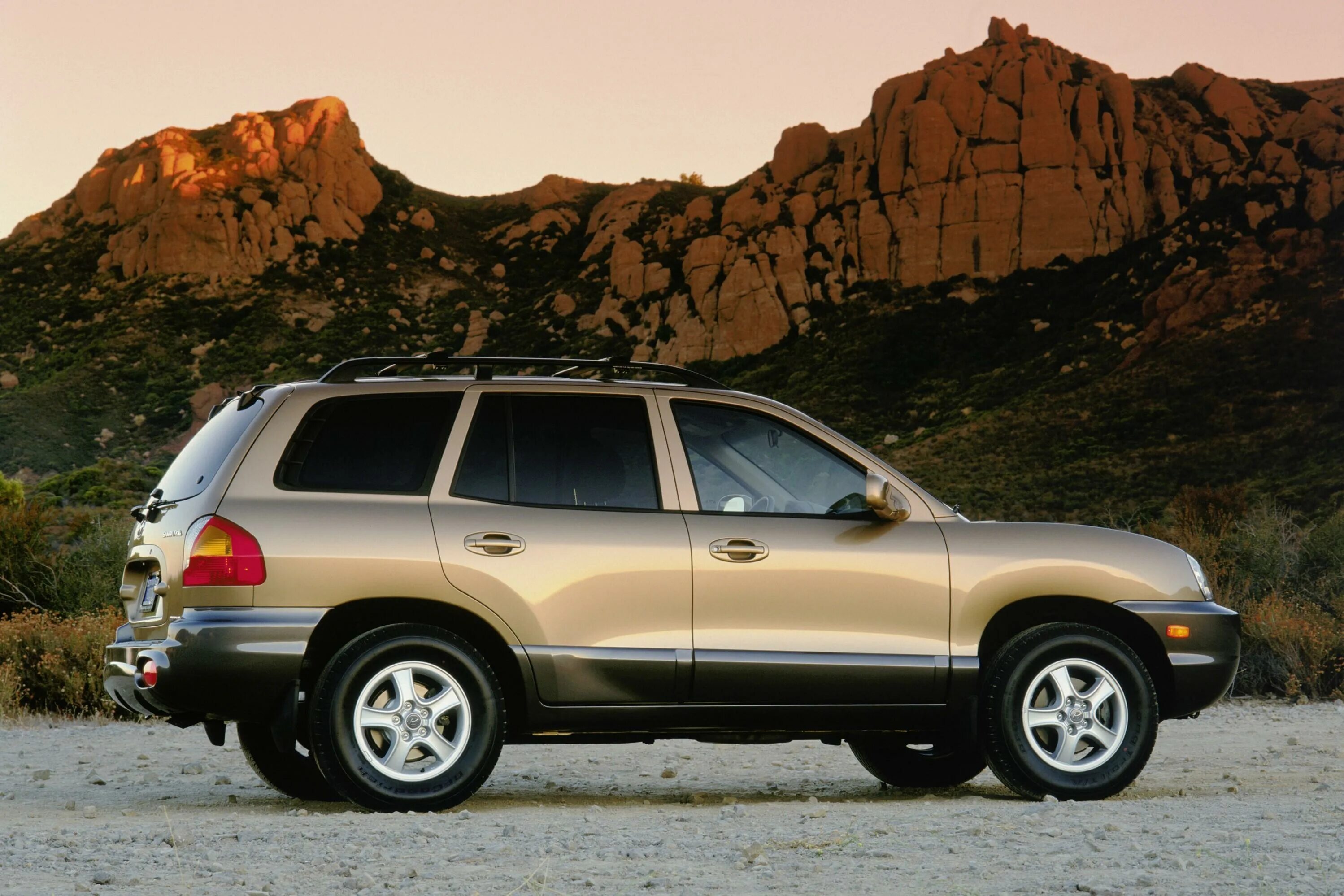 Каталог санта фе классик тагаз. Hyundai santa fe 2003. хендай санта фе 1. hyundai santa fe 2000. hyundai santa fe classic 2003.