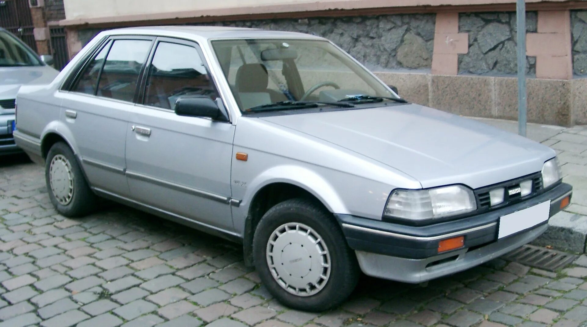 Мазда 323 седан 1989. Mazda 323 1994 седан. 323 западный. Мазда 323 bg. Мазда 323 1997.