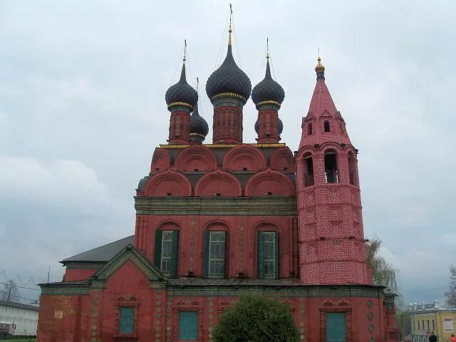 Церковь из красного кирпича. Церковь богоявления (красное-на-волге). храм из красного кирпича в москве щукино. благовещенск храм из красного кирпича. храм из красного кирпича в москве волоколамское шоссе.