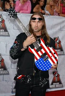 Эндрю бринярски