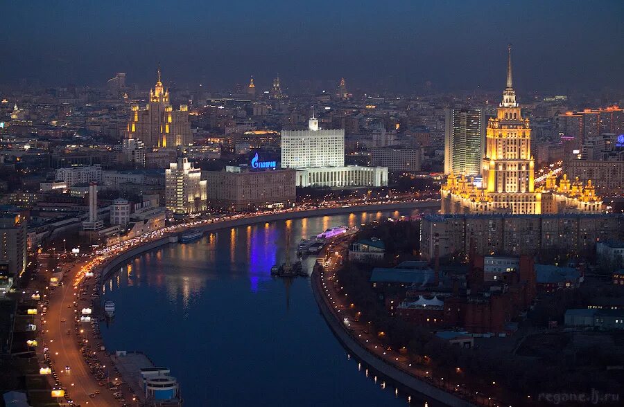 Когда будет вечер в москве. Вечерняя Москва. Москва вечером. Москва ночью. Москва ночная летняя.