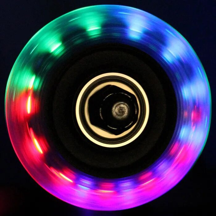 светящиеся колеса для квадов. колесо для детского самоката scooter 80мм. подсветка колес. светящиеся колеса автомобиля. светящееся колесо у самоката.