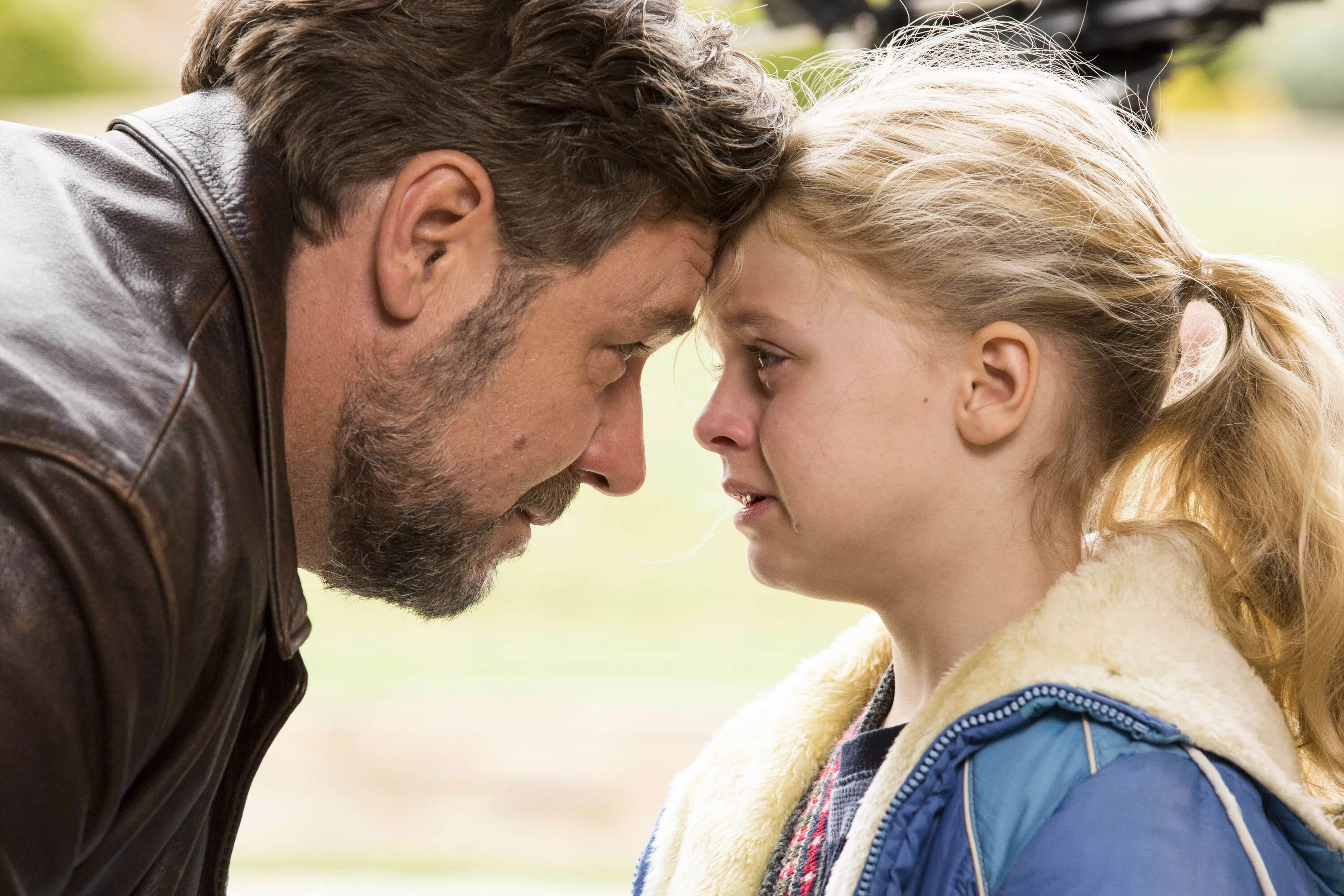 Fathers and daughters (2015) Russell Crowe. Отец и дочь. Сбежать мелодрама