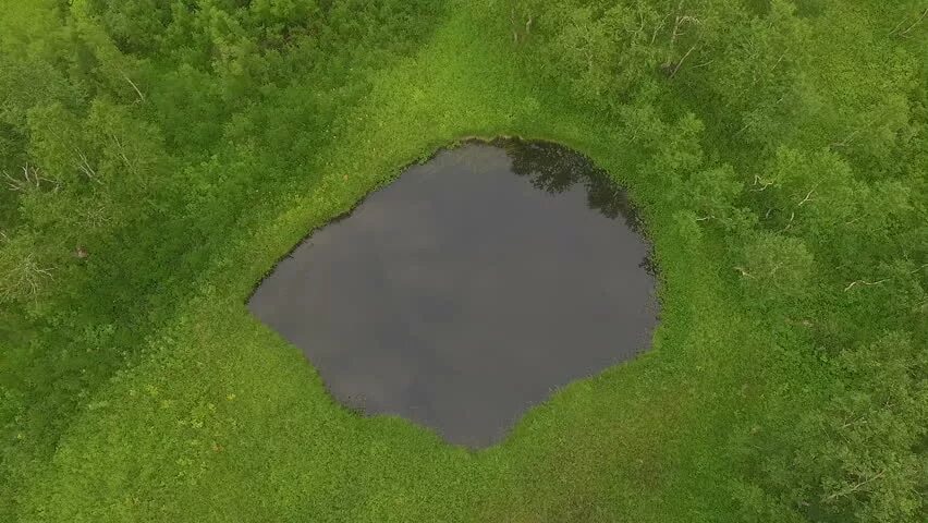 Водоем сверху